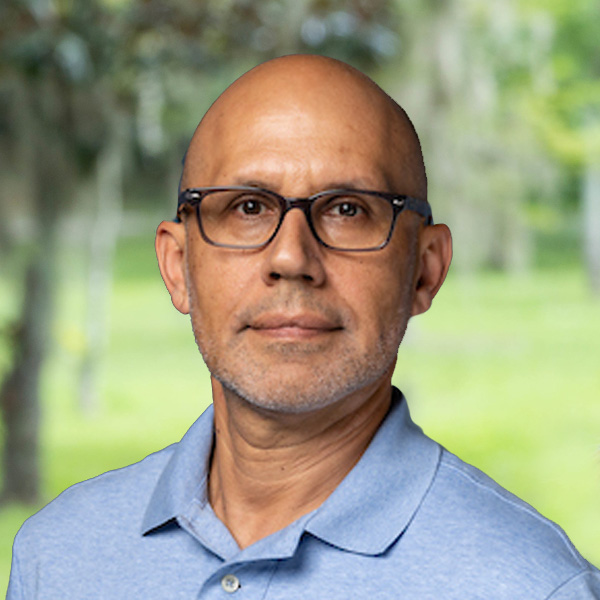 Faculty Member Obed Santana