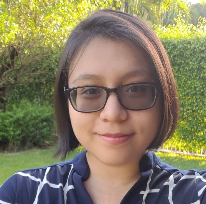 Eiko Alzamora, student in the Williams Lab